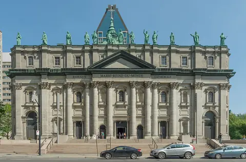 Photo: Wilfredor, CC BY-SA 4.0 Mary Queen of the World Cathedral, Montréal