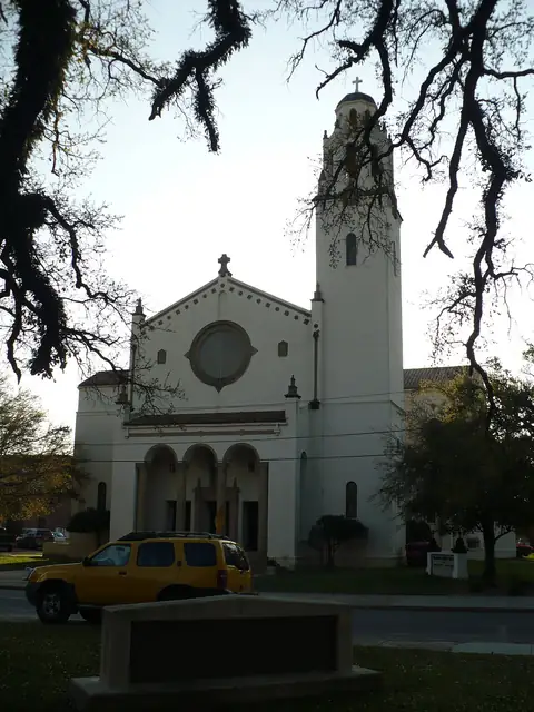 Photo: Altairisfar, Public domain St. Mary Parish, Mobile