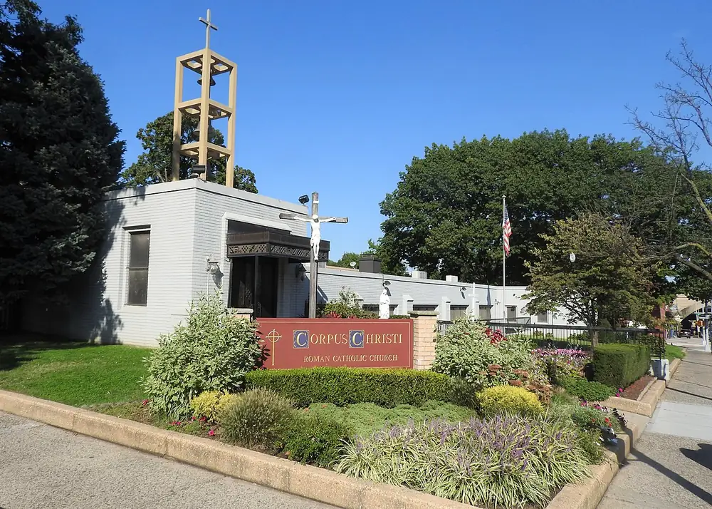 Corpus Christi, Woodside