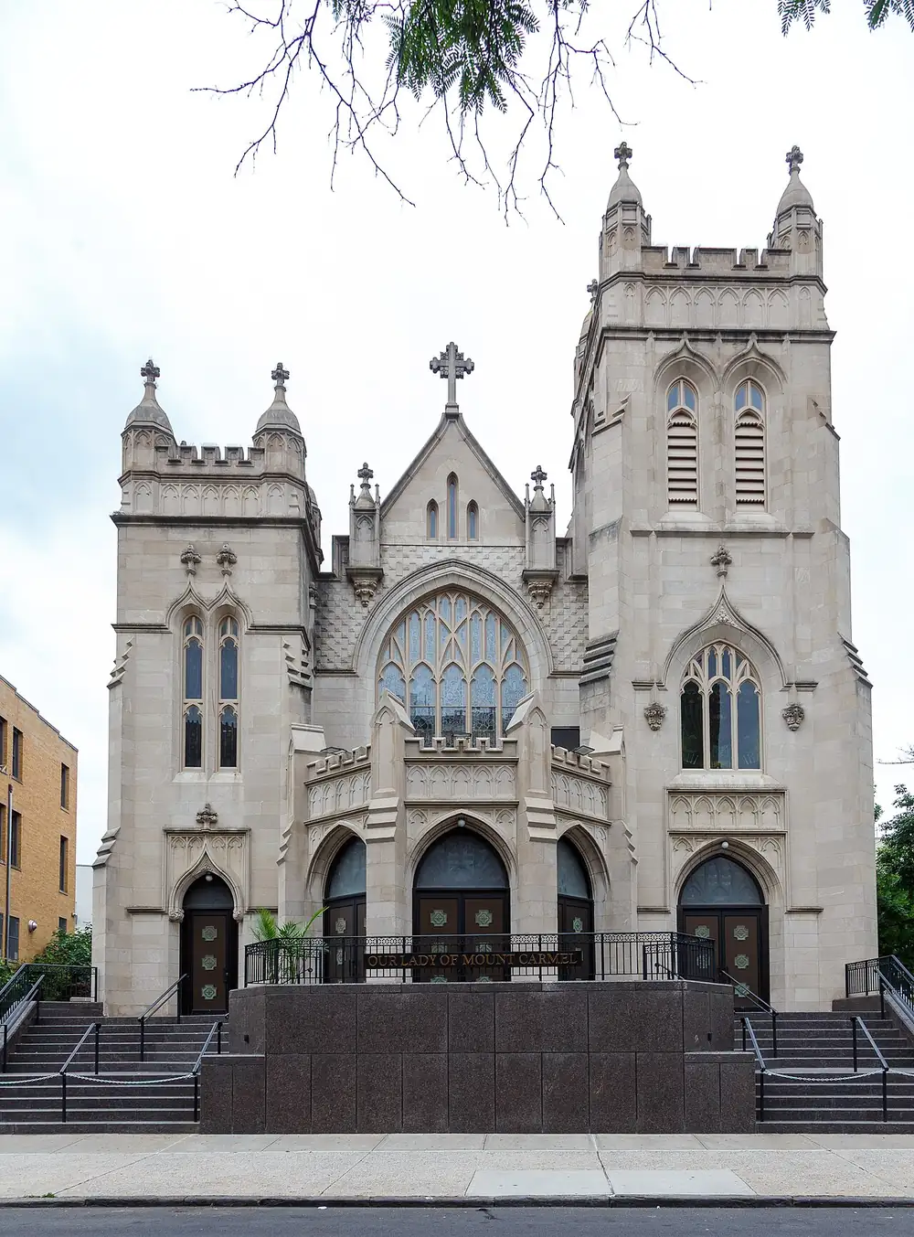 Our Lady of Mount Carmel (Astoria), Astoria
