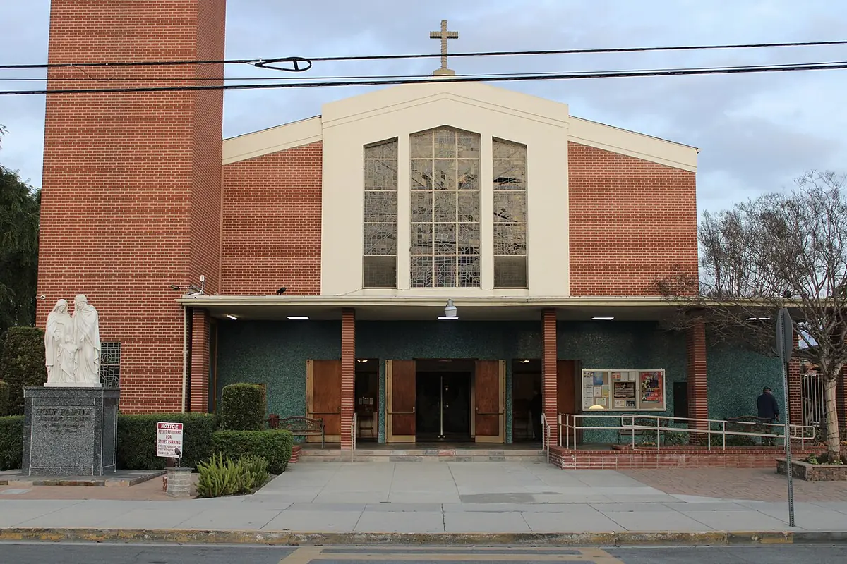 Holy Family Catholic Church, Artesia