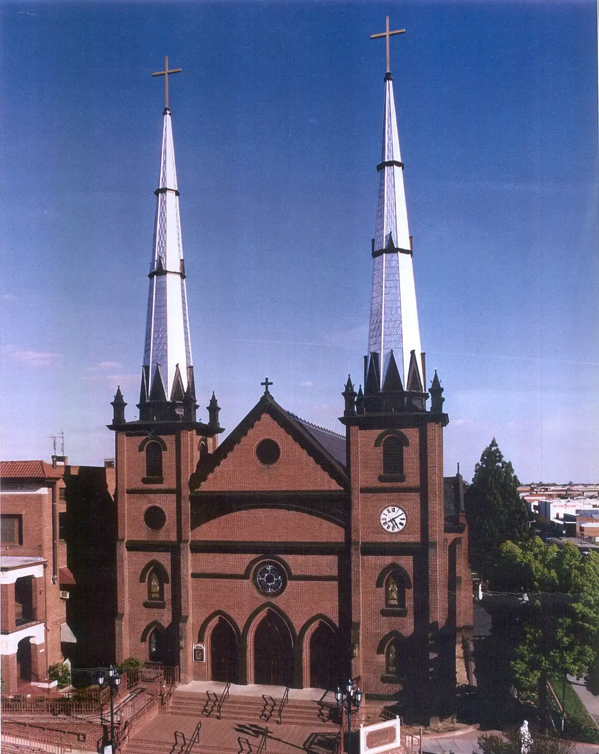 St. John's Cathedral, Fresno