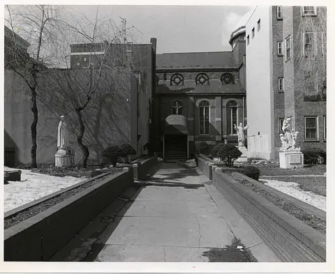 Photo: Boston City Archives from West Roxbury, United States, CC BY 2.0 St. Leonard of Port Maurice Church, Boston