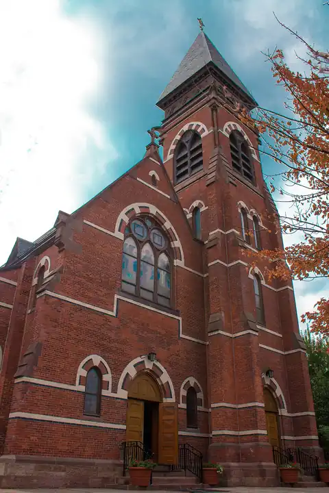 Photo: Dreamyunicorn123, CC BY-SA 3.0 St. Mary Parish, Plainfield