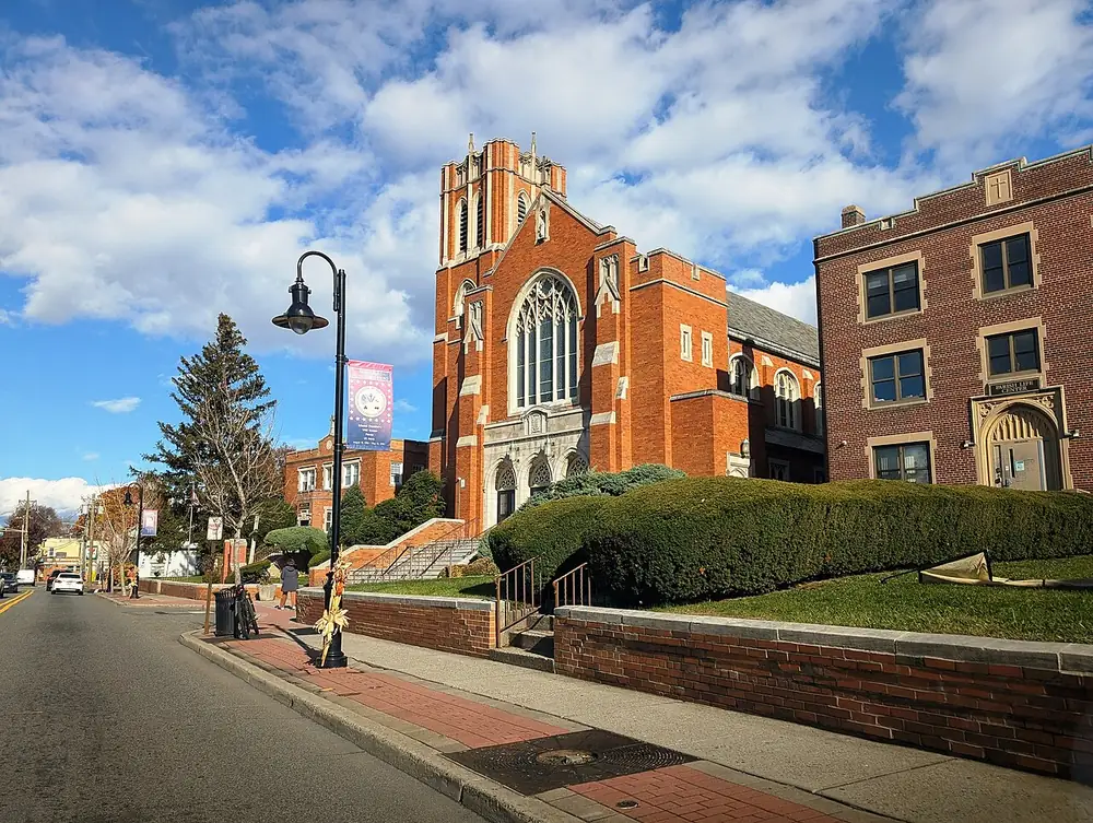 St. John the Evangelist Roman Catholic Church, Bergenfield
