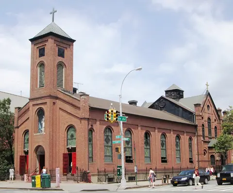 Photo: Beyond My Ken, CC BY-SA 4.0 St. Joseph of the Holy Family Church, New York