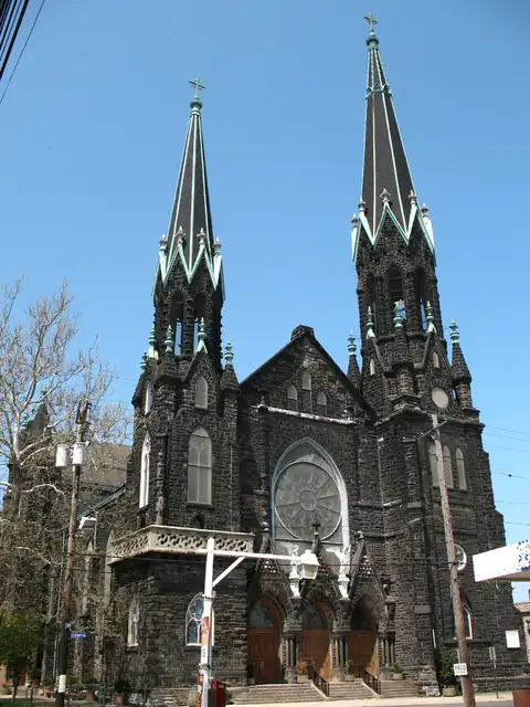 Photo: Gradcol at en.wikipedia, Public domain St. Michael the Archangel, Cleveland