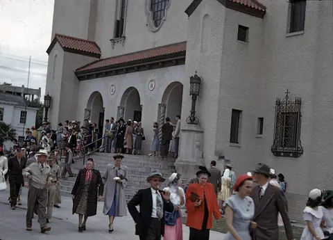 Photo: Victor Grigas, CC BY-SA 2.0 Corpus Christi Cathedral, Corpus Christi