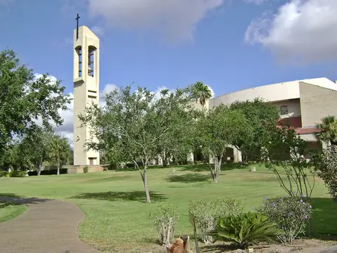 Photo: Justin Hundsnurscher, Public domain Basilica of Our Lady of San Juan del Valle National Shrine, San Juan