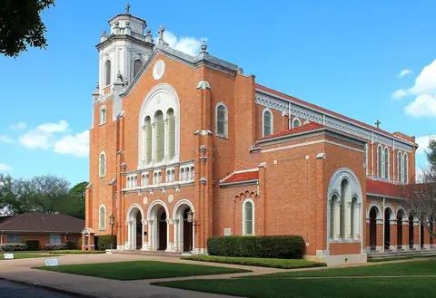 Photo: Renelibrary, CC BY-SA 3.0 St. Mary of the Immaculate Conception Parish, Brenham